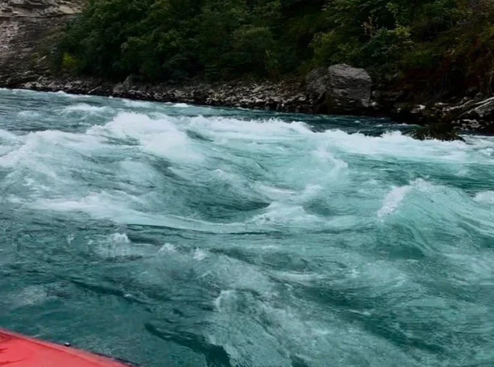 Катание на катерах. Главный Сулакский каньон 