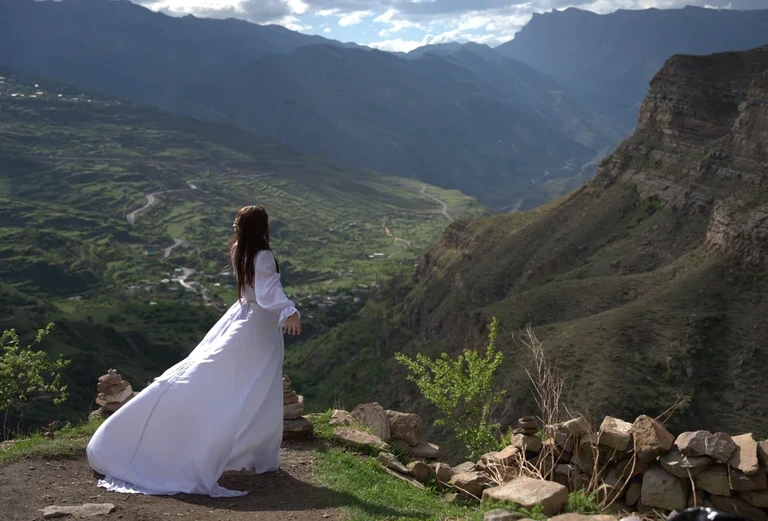 Фотосессия в платьях в Кахибе