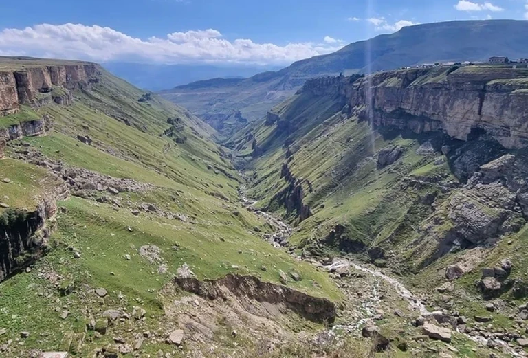 Плата Хунзах