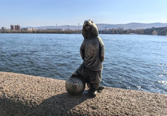 Суслик из команды Енисей - на Енисее