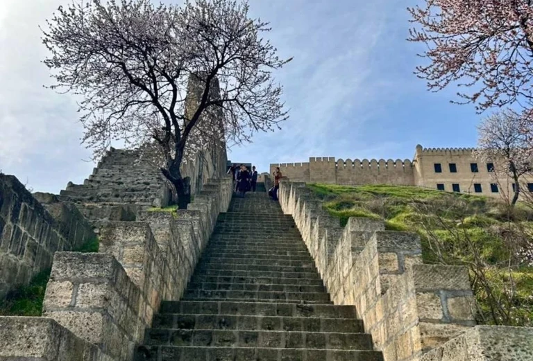 Дербент.Крепость Нарын-кала