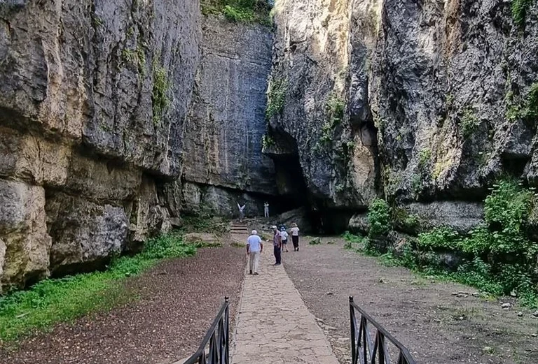 Ущелье "Каменная чаша"