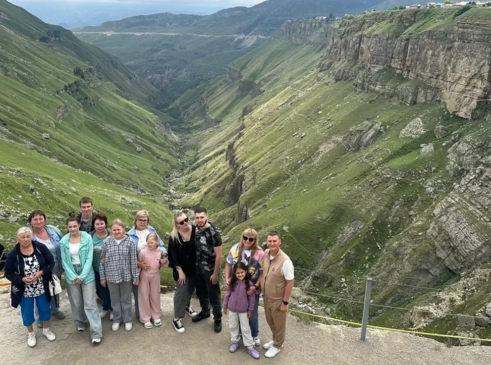 Туристическая группа. Плато Хунзах