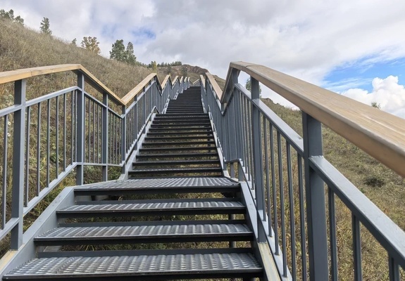 Лестница на Торгашинский хребет