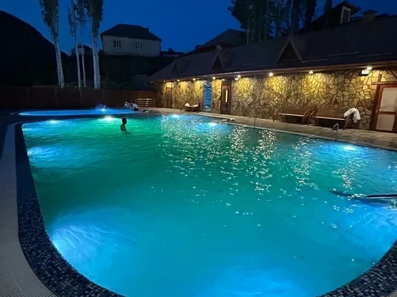 Открытый бассейн 