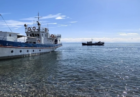 Экскурсионные кораблики