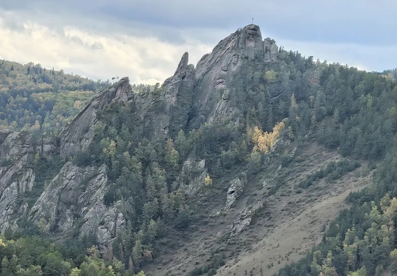 Красноярские столбы, вид с Торгашинского хребта